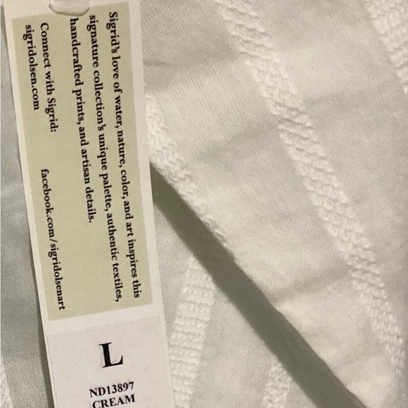 Sigrid Olsen Signature Embroidered Cotton Blouse Large NWT flaw inside shoulder - Picture 2 of 9